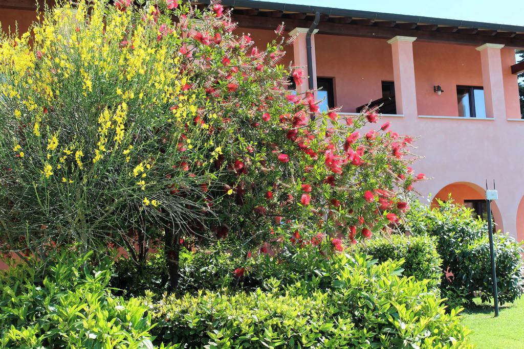 Le Corti Del Sole Residence Venturina Terme Exterior foto