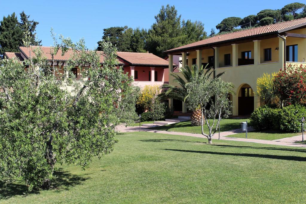 Le Corti Del Sole Residence Venturina Terme Exterior foto