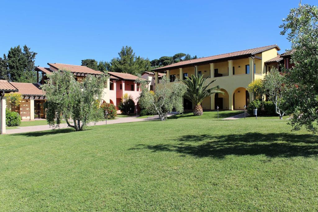 Le Corti Del Sole Residence Venturina Terme Exterior foto